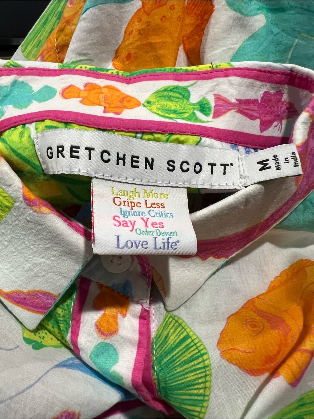 Gretchen Scott "What A Catch" Bright Fish Print Boyfriend Shirt Size Medium - Picture 4 of 5